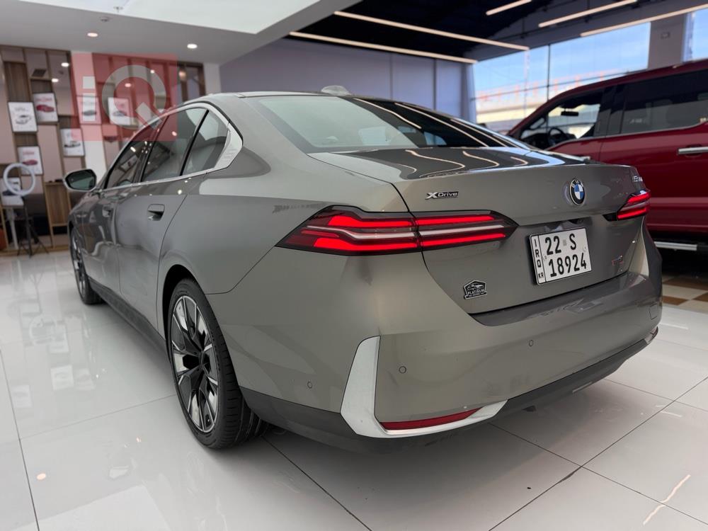 بي ام دبليو الفئة 5